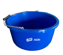JFC SB7 Low Side Blue Feed Bucket - 13.5 Litre